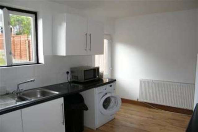  Image of 3 bedroom Detached house to rent in Ambleside Road Lancaster LA1 at Lancaster, LA1 3ND