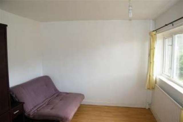  Image of 3 bedroom Detached house to rent in Ambleside Road Lancaster LA1 at Lancaster, LA1 3ND