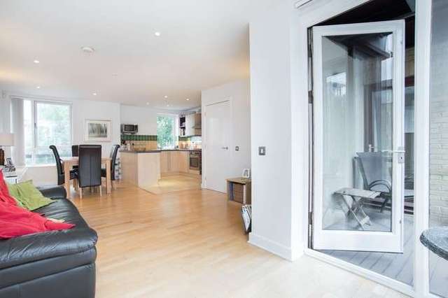  Image of 2 bedroom Flat for sale in Raleana Road London E14 at London, E14 9RN