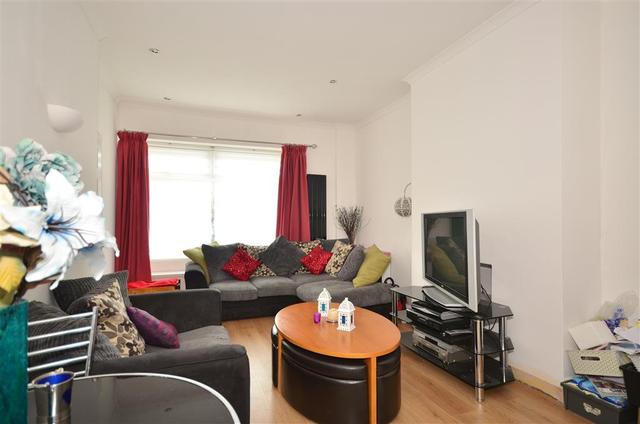  Image of 3 bedroom Ground Flat for sale in Atherley Road Shanklin PO37 at Shanklin Isle of Wight Shanklin, PO37 7AU