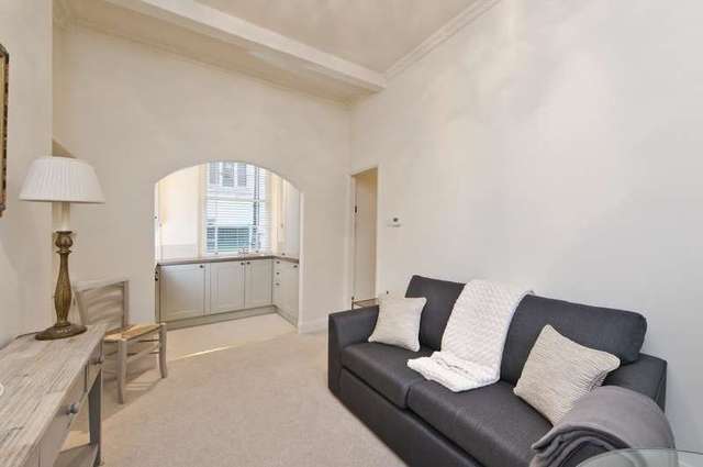  Image of 1 bedroom Ground Flat to rent in Aylesford Street London SW1V at Aylesford Street  London, SW1V 3RY