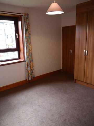  Image of 2 bedroom Flat to rent in Ballantrae Road Dundee DD4 at Douglas and Angus Dundee Dundee, DD4 8PL