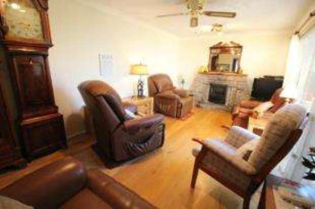  Image of 3 bedroom Semi-Detached house for sale in Balnagowan Drive Glenrothes KY6 at Glenrothes Fife Leslie, KY6 2SJ