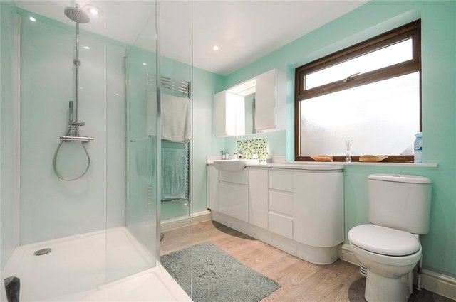  Image of 4 bedroom Detached house for sale in Barkham Ride Finchampstead Wokingham RG40 at Finchampstead Wokingham Finchampstead, RG40 4ET