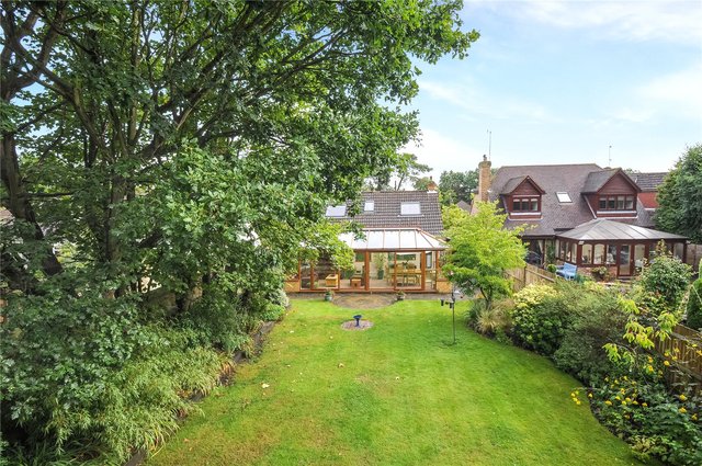  Image of 4 bedroom Detached house for sale in Barkham Ride Finchampstead Wokingham RG40 at Finchampstead Wokingham Finchampstead, RG40 4ET