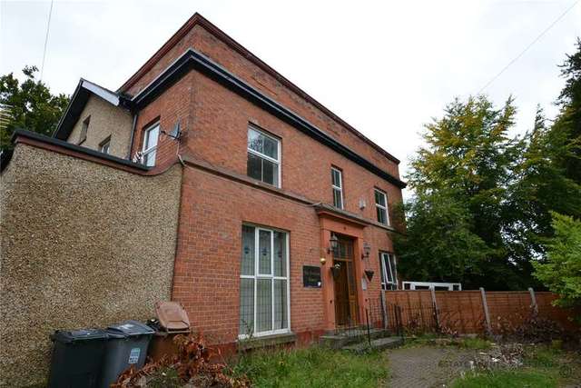  Image of 2 bedroom Flat to rent in Barnston Towers Close Heswall Wirral CH60 at Heswall Wirral Gayton, CH60 2UJ