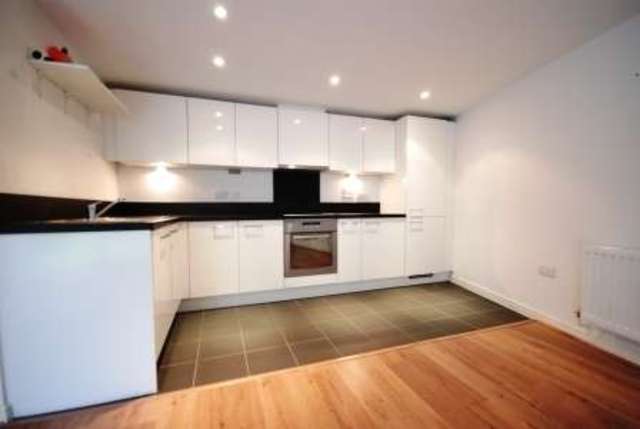  Image of 1 bedroom Apartment to rent in Clayponds Lane Brentford TW8 at Clayponds Lane  Brentford, TW8 0GX
