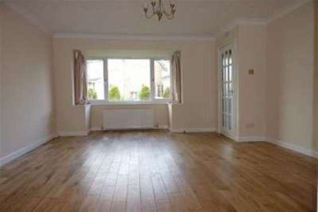  Image of 4 bedroom Detached house to rent in Bellflower Grove East Kilbride Glasgow G74 at Glasgow, G74 4TB