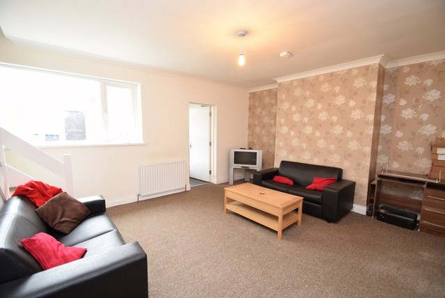 Image of 4 bedroom House Share to rent in Aiskell Street Sunderland SR4 at Aiskell Street  Sunderland, SR4 7UH