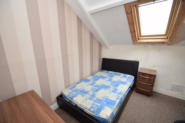  Image of 4 bedroom House Share to rent in Aiskell Street Sunderland SR4 at Aiskell Street  Sunderland, SR4 7UH