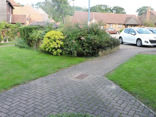  Image of 1 bedroom Retirement Property for sale in Binfields Close Chineham Basingstoke RG24 at Binfields Close Chineham Basingstoke, RG24 8TP