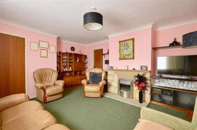  Image of 3 bedroom Detached house for sale in Birch Road Paddock Wood Tonbridge TN12 at Paddock Wood Tonbridge Tonbridge, TN12 6JT