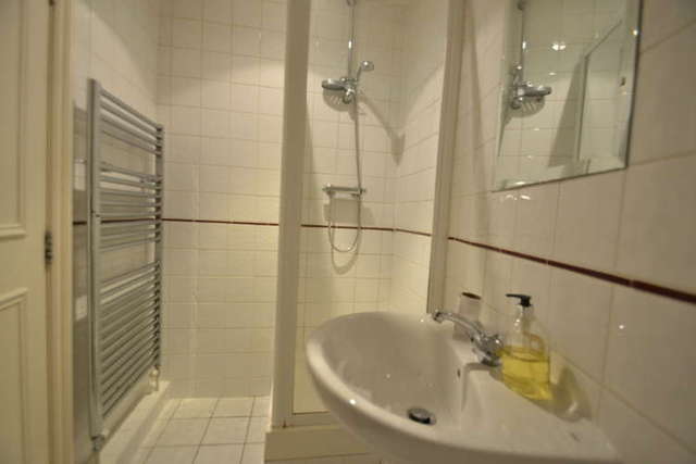  Image of 2 bedroom Flat to rent in Bishopsgate London EC2M at City of London  London, EC2M 4NR