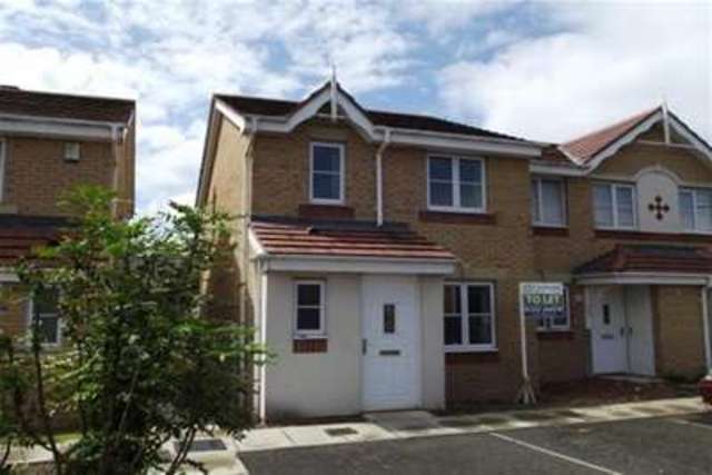  Image of 3 bedroom Semi-Detached house to rent in Blackmoor Close Darlington DL1 at Darlington, DL1 4RU