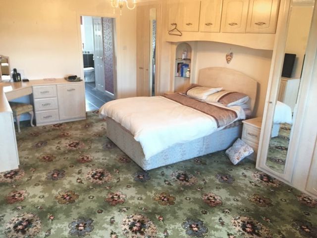  Image of 3 bedroom Detached house to rent in Bognop Road Essington Wolverhampton WV11 at Bognop Road Essington Wolverhampton, WV11 2BA