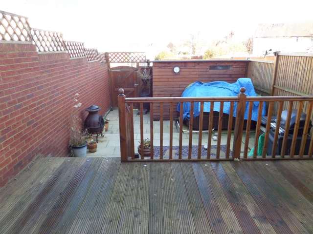  Image of 2 bedroom End of Terrace to rent in Bonham Way Northfleet Gravesend DA11 at Bonham Way Northfleet Gravesend, DA11 8FB