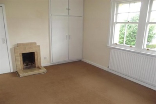  Image of 3 bedroom Semi-Detached house to rent in Bothlyn Avenue Kirkintilloch Glasgow G66 at Kirkintilloch East Dunbartonshire East Dunbartonshire, G66 3DX