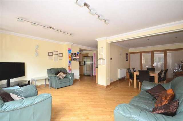  Image of 4 bedroom Semi-Detached house for sale in Bowness Road Bexleyheath DA7 at Bexleyheath Kent Bexleyheath, DA7 5AA