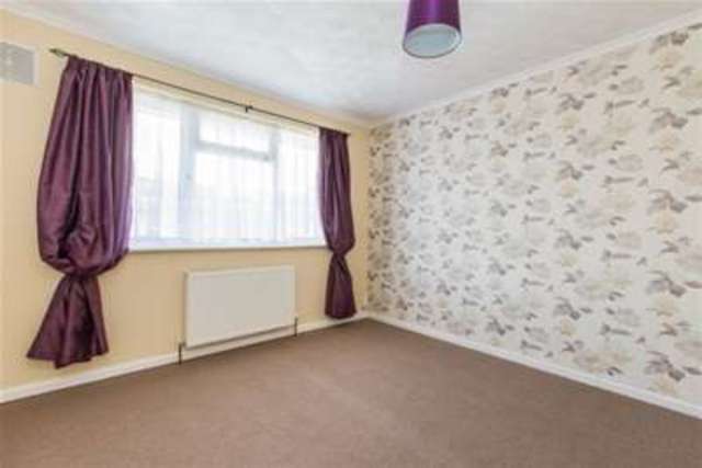  Image of 1 bedroom Flat to rent in Braemar Road Gosport PO13 at Gosport, PO13 0YB
