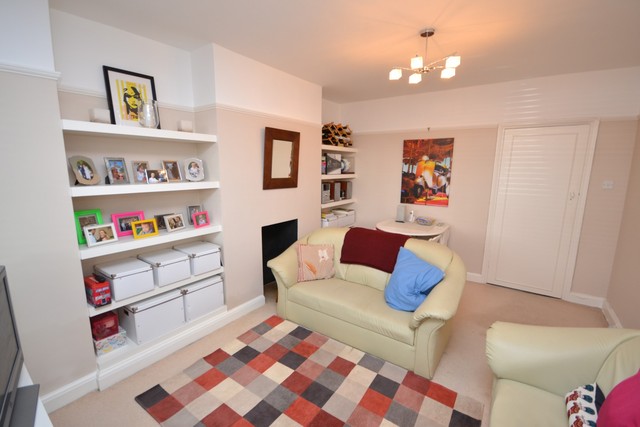  Image of 2 bedroom Property to rent in East End Road London N2 at East Finchley, N2 0RX