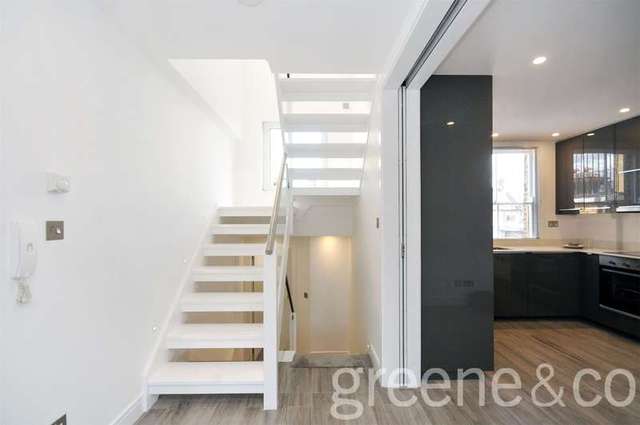  Image of 3 bedroom Flat to rent in Bravington Road London W9 at Maida Vale London Maida Hill, W9 3AR