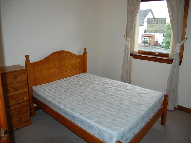  Image of 2 bedroom Flat to rent in Bridge Street Wishaw ML2 at Wishaw North Lanarkshire North Lanarkshire, ML2 7QX