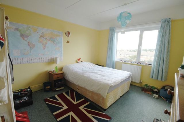  Image of 3 bedroom Detached house for sale in Bridport Road Dorchester DT1 at Bridport Road  Dorchester, DT1 2NH