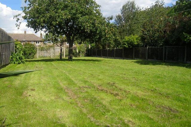  Image of 3 bedroom Detached house for sale in Bridport Road Dorchester DT1 at Bridport Road  Dorchester, DT1 2NH