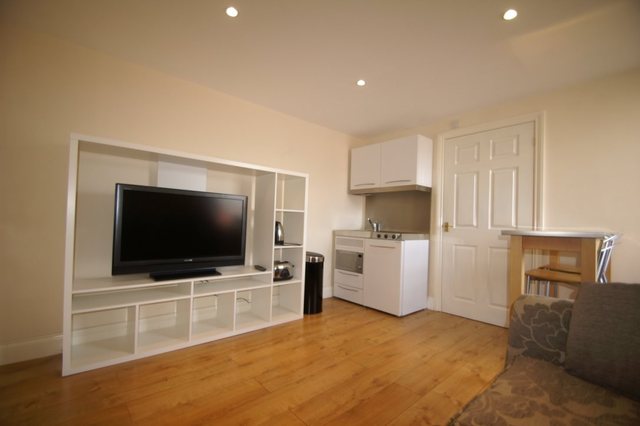  Image of 1 bedroom Flat to rent in Britannia Road Worcester WR1 at Worcester  Worcester, WR1 3BQ