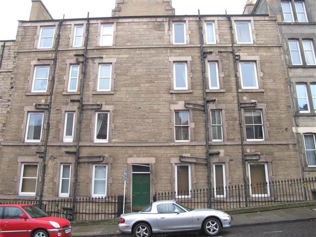  Image of 1 bedroom Flat to rent in Broughton Road Edinburgh EH7 at Broughton Edinburgh Edinburgh, EH7 4JH