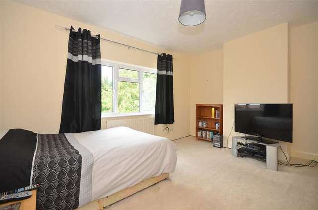  Image of 3 bedroom Semi-Detached house for sale in Bruce Grove Wickford SS11 at Wickford Essex Wickford, SS11 8QN