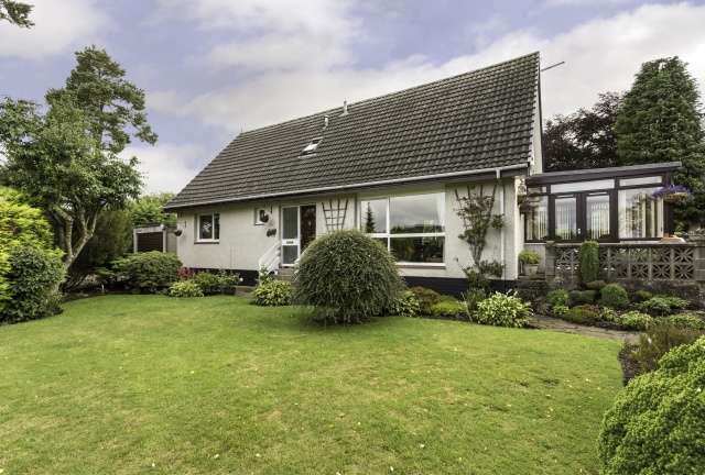  Image of 5 bedroom Detached house for sale in Cairn Road Northmuir Kirriemuir DD8 at Kirriemuir, DD8 4PW