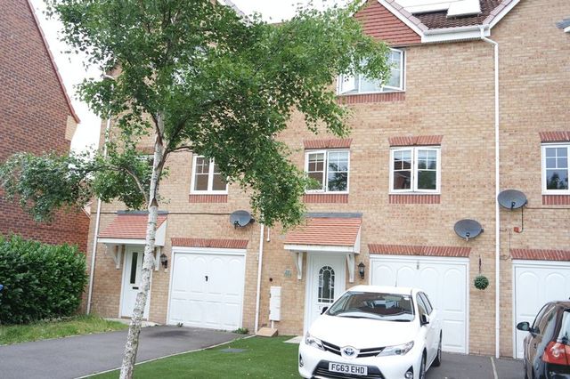  Image of 4 bedroom Semi-Detached house for sale in Cairngorm Drive Mansfield NG18 at Cairngorm Drive  Mansfield, NG18 4XT