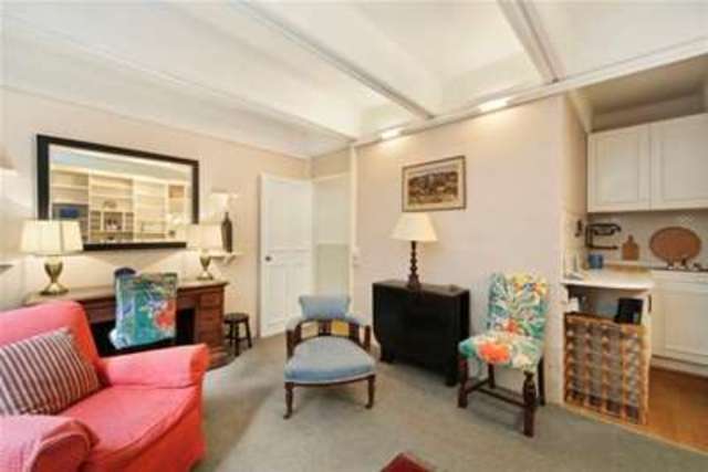  Image of 1 bedroom Flat to rent in Cambridge Street London SW1V at London, SW1V 4QQ