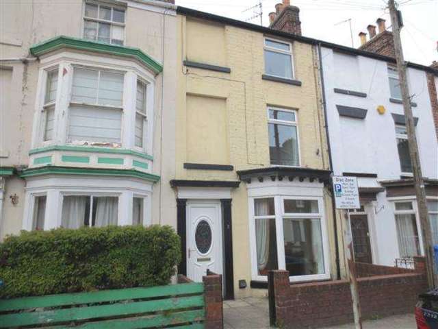 Image of 3 bedroom Detached house for sale in Cambridge Street Scarborough YO12 at Scarborough, YO12 7ED