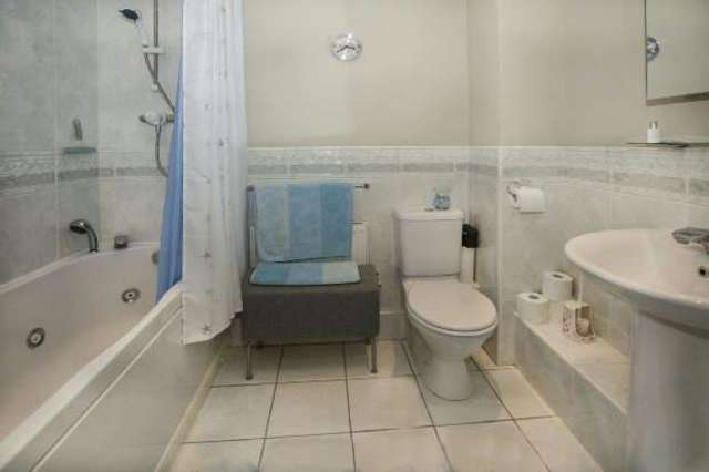  Image of 2 bedroom Flat for sale in Carmelite Drive Reading RG30 at Carmelite Drive  Reading, RG30 2SB