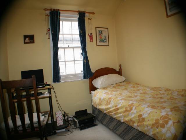  Image of 3 bedroom Flat to rent in Castle Street Aberdeen AB11 at City Centre Aberdeen Aberdeen, AB11 5BB