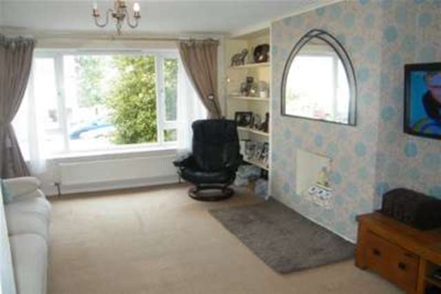  Image of 4 bedroom Detached house to rent in Castlefields Avenue Charlton Kings Cheltenham GL52 at Cheltenham, GL52 6YR