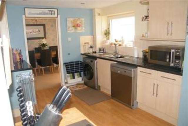  Image of 4 bedroom Detached house to rent in Castlefields Avenue Charlton Kings Cheltenham GL52 at Cheltenham, GL52 6YR