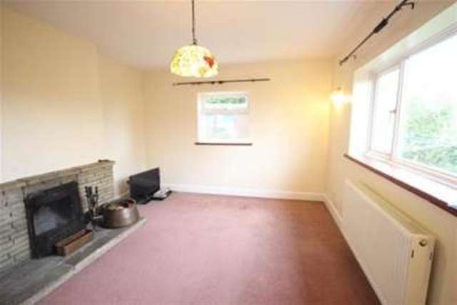  Image of 4 bedroom Detached house to rent in Croft Road Godalming GU7 at Godalming, GU7 1BS