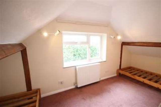  Image of 4 bedroom Detached house to rent in Croft Road Godalming GU7 at Godalming, GU7 1BS