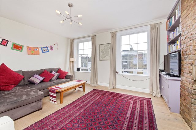  Image of 2 bedroom Flat for sale in Chadwell Street London EC1R at Clerkenwell London Angel, EC1R 1XD