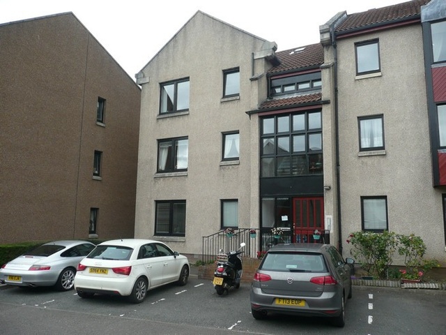  Image of 2 bedroom Flat to rent in Gracefield Court Musselburgh EH21 at Musselburgh East Lothian East Lothian, EH21 6LL