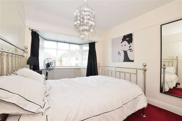  Image of 3 bedroom End of Terrace for sale in Chalkpit Lane Dorking RH4 at Dorking Surrey Dorking, RH4 1EY