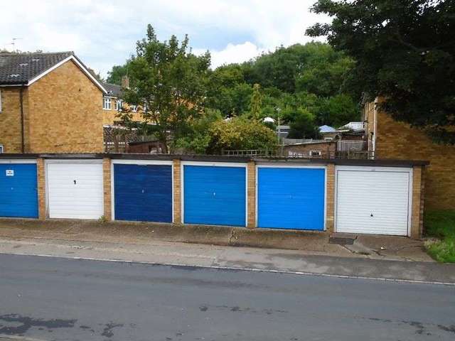 Image of 3 bedroom Terraced house to rent in Chertsey Rise Stevenage SG2 at Chertsey Rise  Stevenage, SG2 9JL