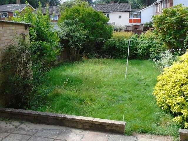  Image of 3 bedroom Terraced house to rent in Chertsey Rise Stevenage SG2 at Chertsey Rise  Stevenage, SG2 9JL