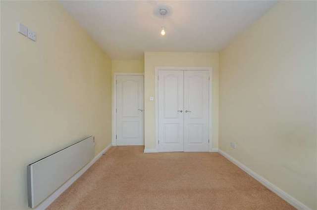  Image of 2 bedroom Apartment to rent in Napier Road Crowthorne RG45 at 5 Napier Road Crowthorne Crowthorne, RG45 7EJ