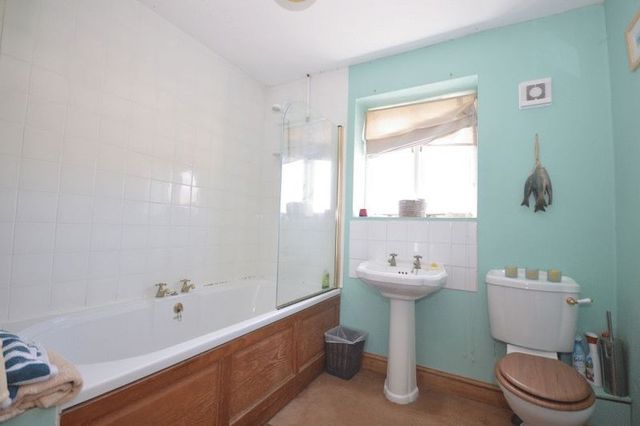  Image of 4 bedroom Detached house for sale in Forts Orchard Chilthorne Domer Yeovil BA22 at Forts Orchard Chilthorne Domer YEOVIL, BA22 8RH