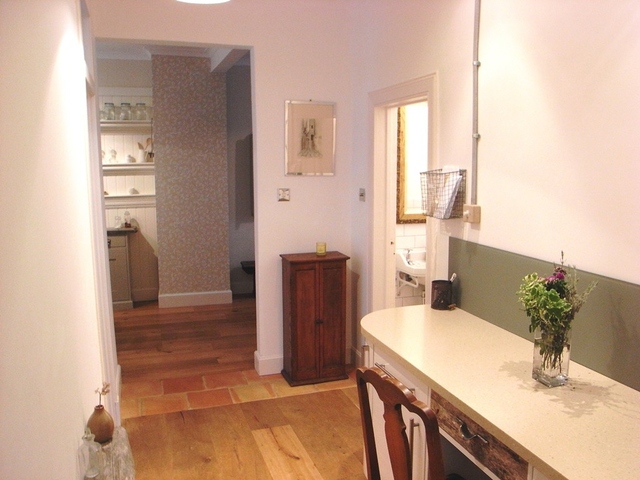  Image of 1 bedroom Flat to rent in Church Street Lochwinnoch PA12 at Lochwinnoch Renfrewshire Renfrewshire, PA12 4AD