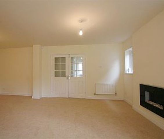  Image of 3 bedroom Detached house to rent in Circular Drive Chester CH4 at Circular Drive  CHESTER, CH4 8LZ